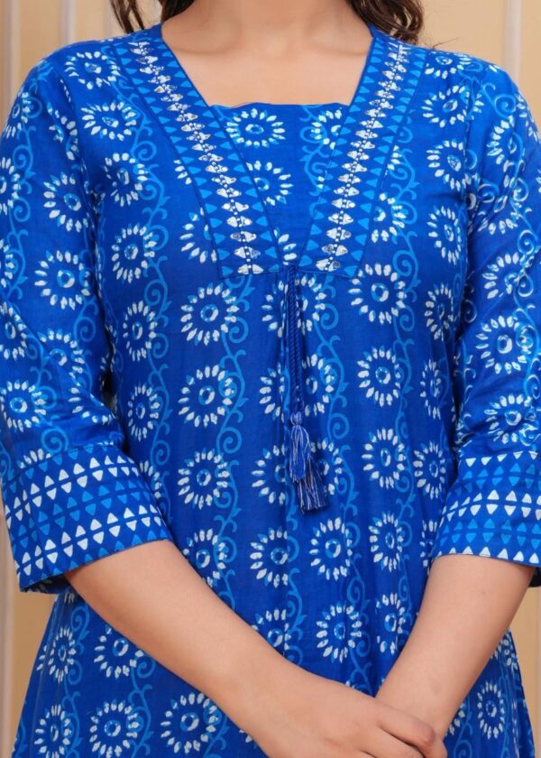 Beautiful Indigo Print Kurti with matching pant and dupatta set - Image 9