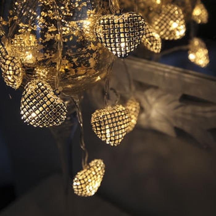 Metal Heart LED Light 16 Lamps